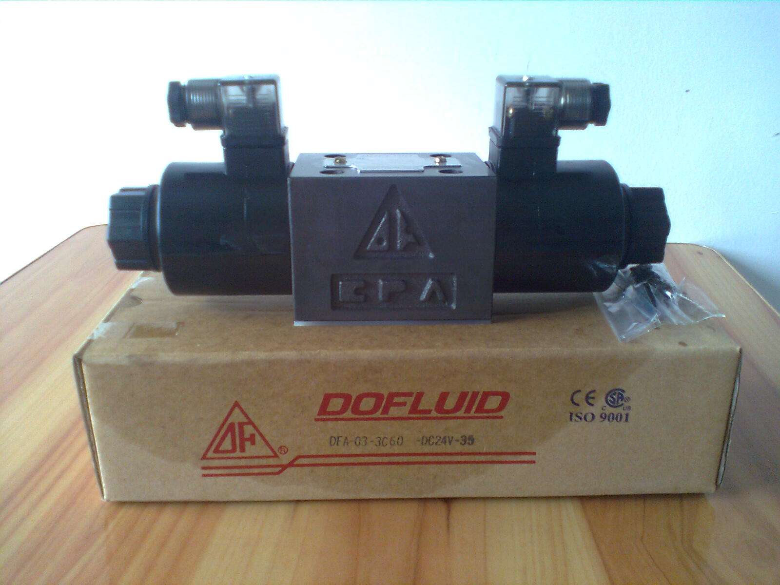 臺灣東峰DOFLUID DFB-02-3C4-DC24V-35C 2D2 電磁換向閥 D24 A220