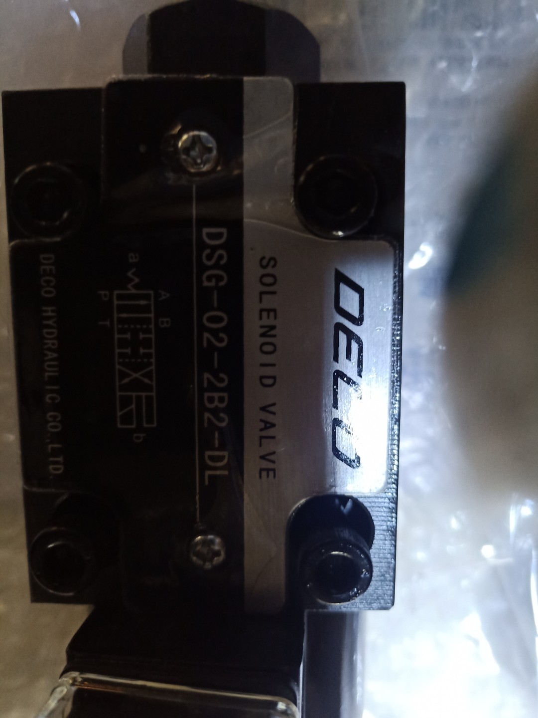 DECO電磁閥DSG-02-3C2/02-3C60/02-2B2/3C4/3C3/2B3B/2B2B換向閥